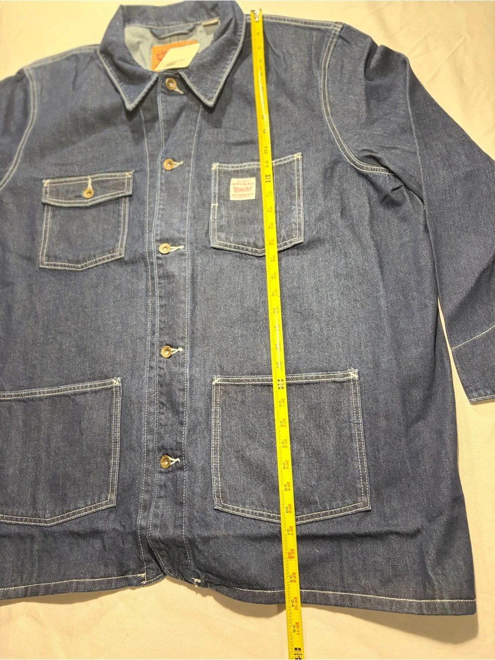 Levis straight cut